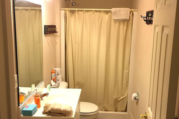 Room 99 of 238