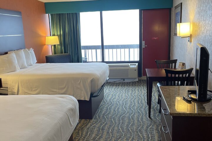 Room 29 of 40