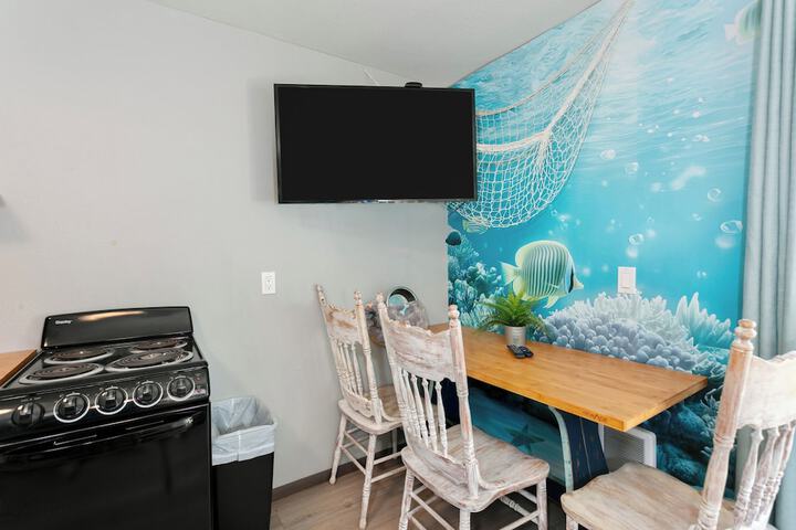 Breakwater Resort