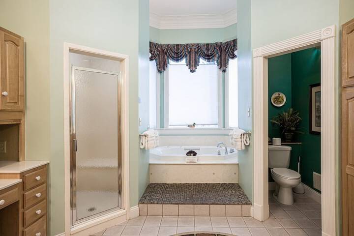 Whitestone Inn