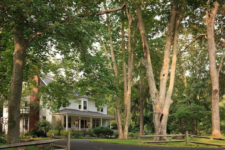 The White Oak Inn