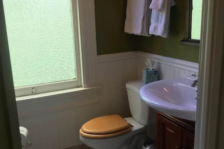 Room 46 of 117