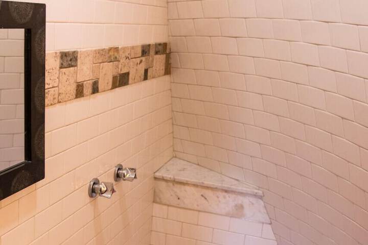 Wisehart Springs Inn