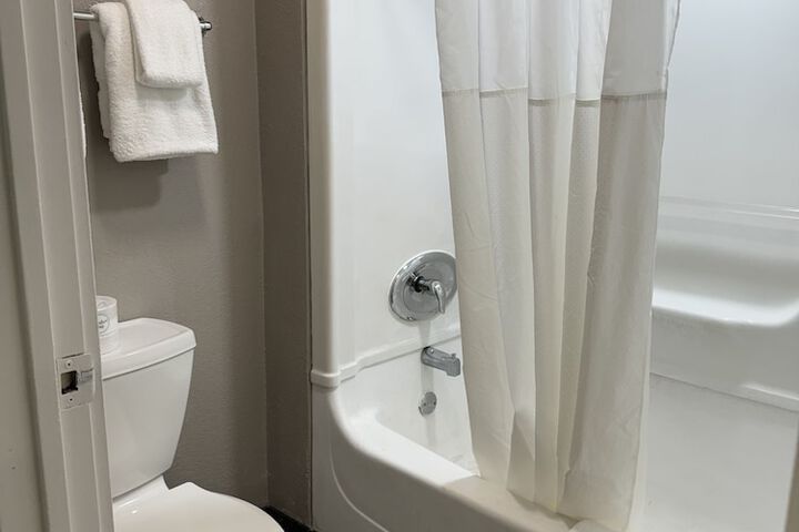 Room 34 of 34