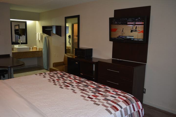 Room 21 of 31
