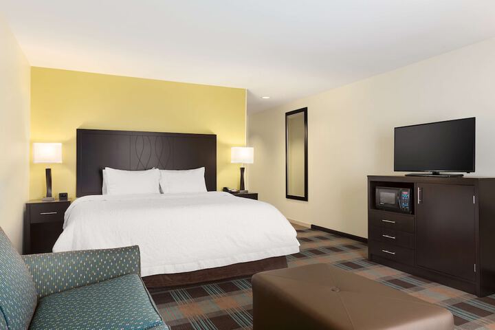 Room 14 of 40