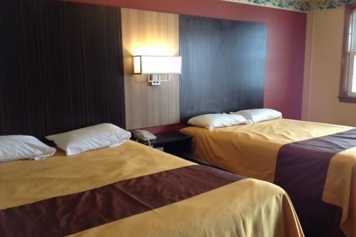 Budget Inn