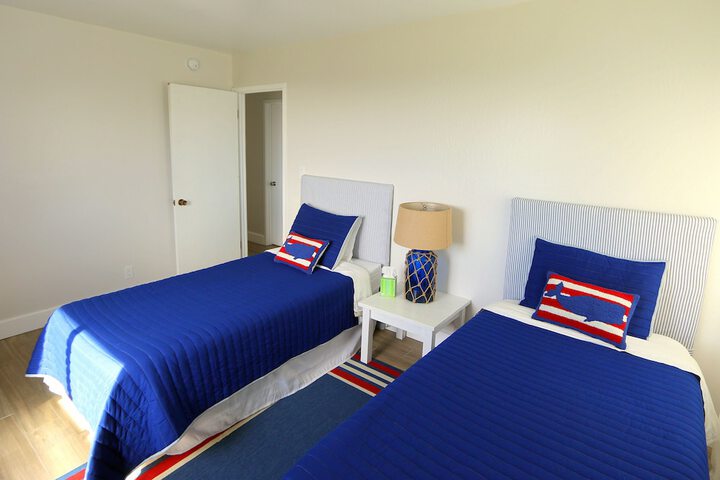 Room 37 of 115