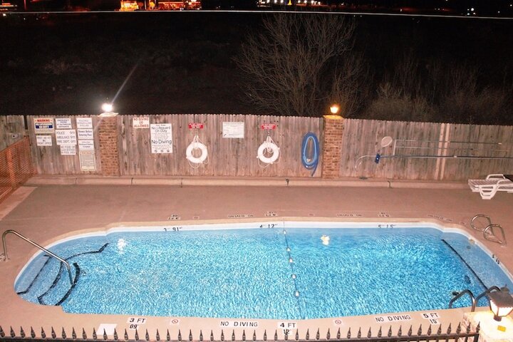 Pool 8 of 83