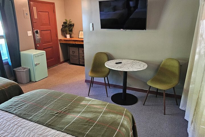 Room 22 of 43