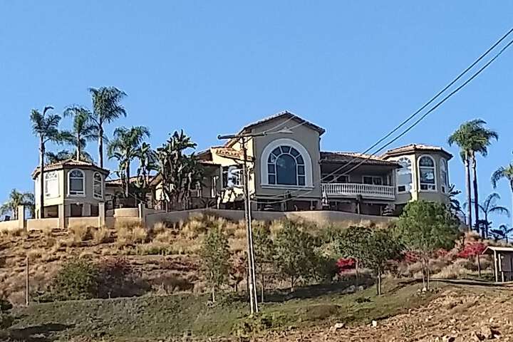 Hotel 3 of 65