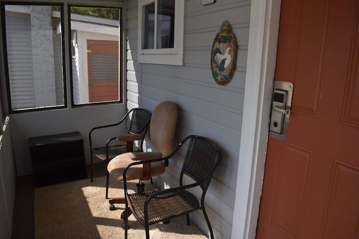 Pilgrim Inn & Cottages