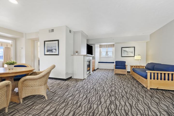 Room 82 of 149