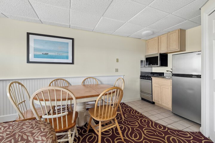The Corsair & Cross Rip Oceanfront Resort
