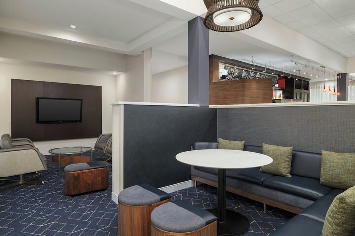 Courtyard by Marriott Dallas-Fort Worth / Bedford