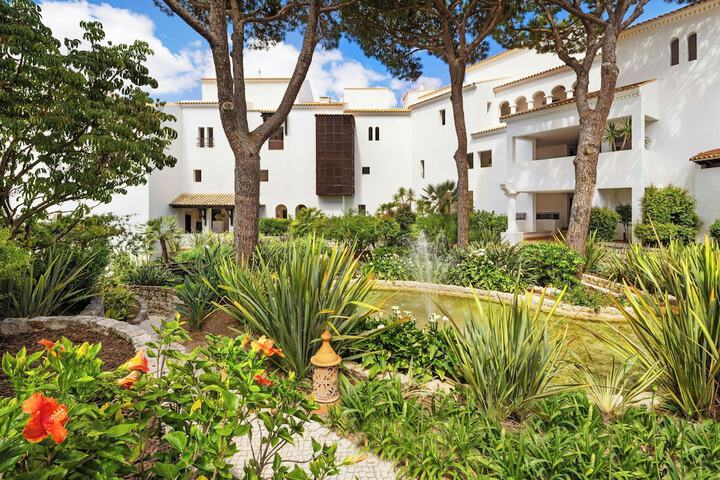 Pine Cliffs Ocean Suites a Luxury Collection Resort & Spa