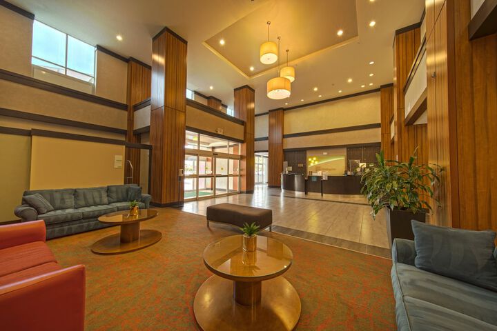 Hotel 7 of 65
