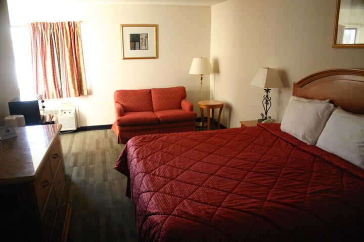 Room 10 of 31