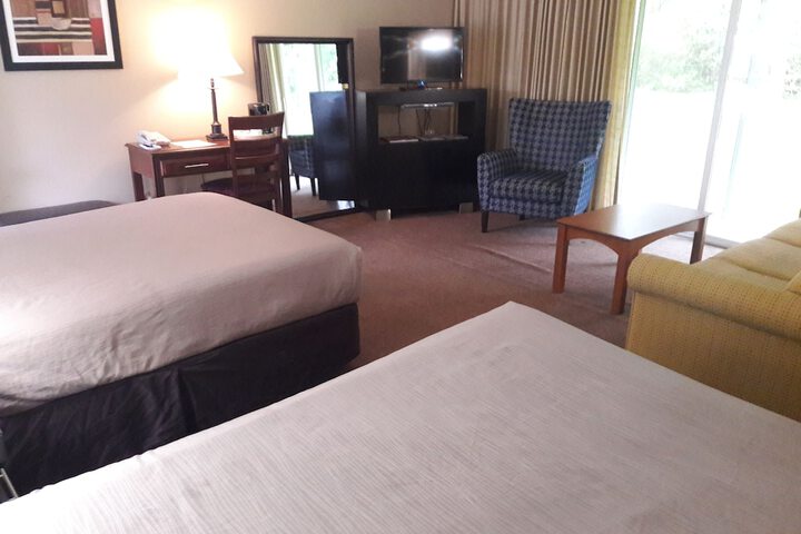 Room 9 of 20