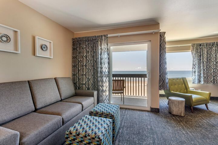 Lincoln Sands Oceanfront Resort an Ascend Collection Hotel