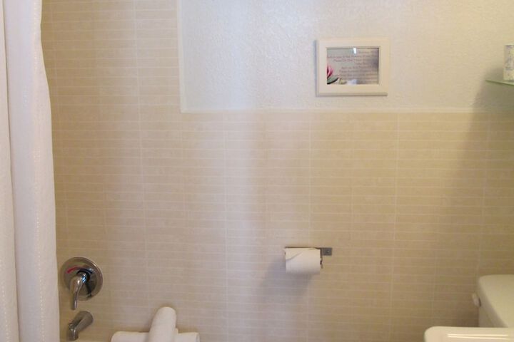 Room 37 of 51