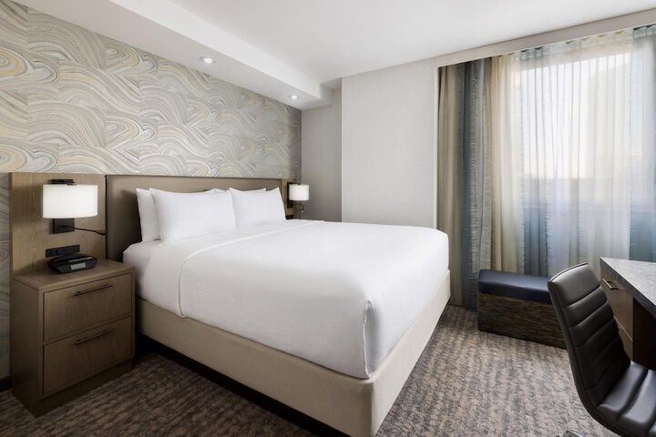 Room 19 of 28