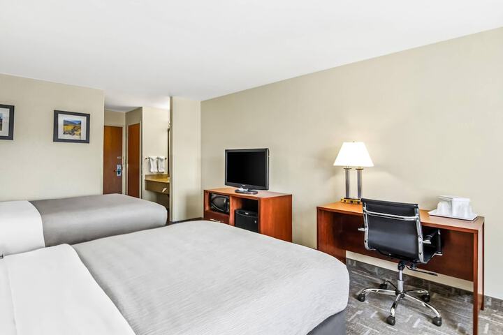 Quality Inn & Suites Vail Valley