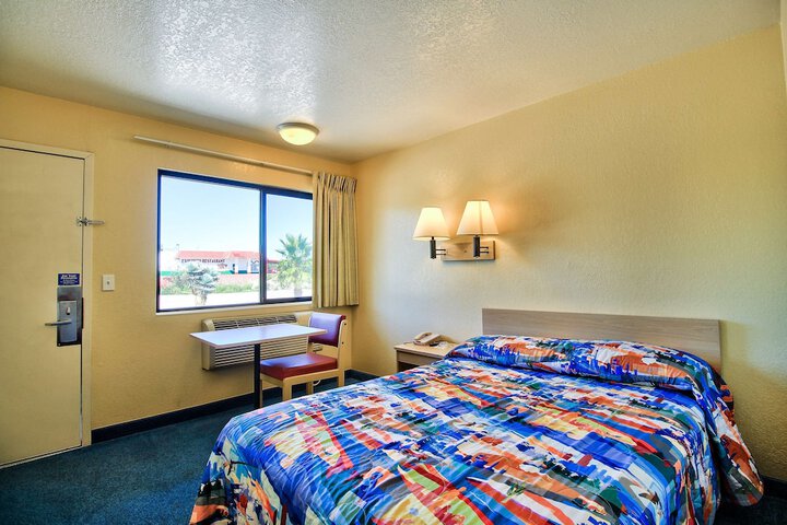 Motel 6 Nogales AZ - Mariposa Road