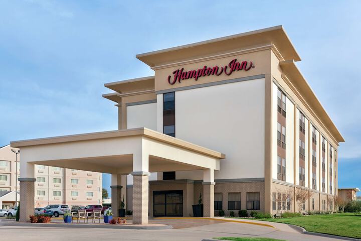 Hotel 2 of 27