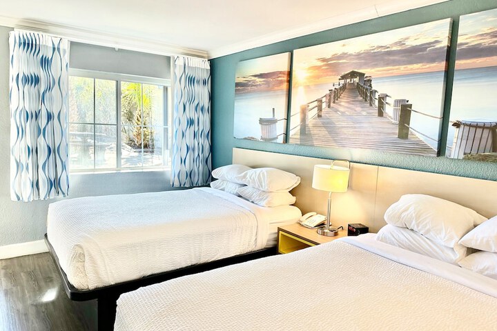 Days Inn by Wyndham Pensacola - Historic Downtown