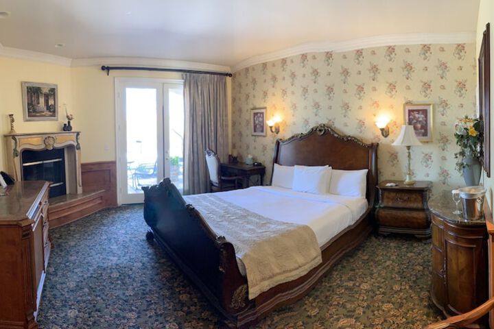 Room 22 of 56