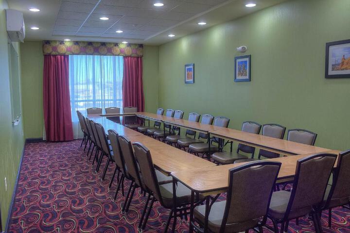 Comfort Inn & Suites Artesia