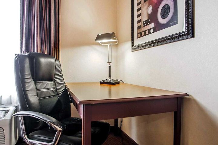 Comfort Inn & Suites Grinnell near I-80