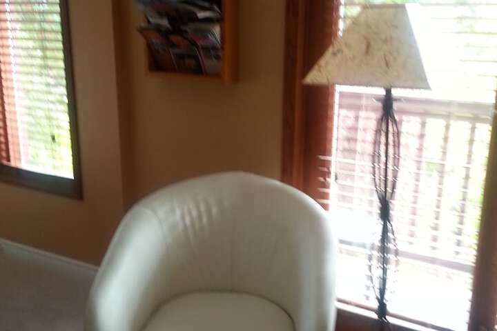 Room 9 of 35