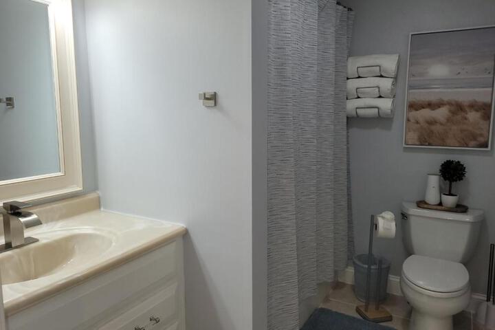 Cozy house close to downtown Danvers