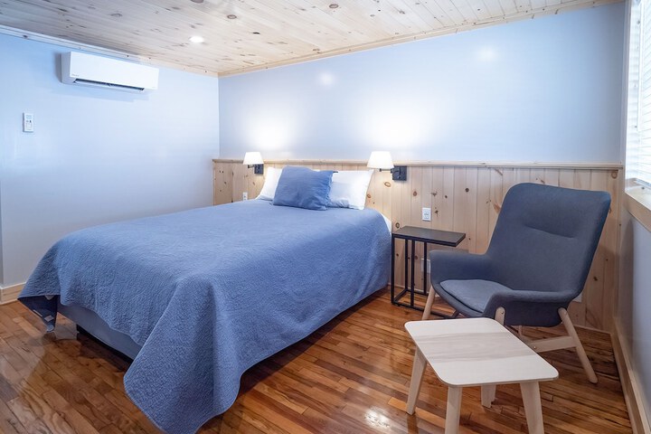 Room 15 of 36