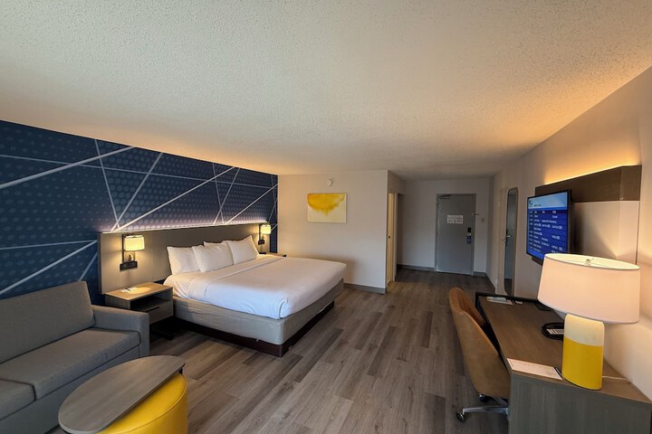 Comfort Inn & Suites Danbury-Bethel