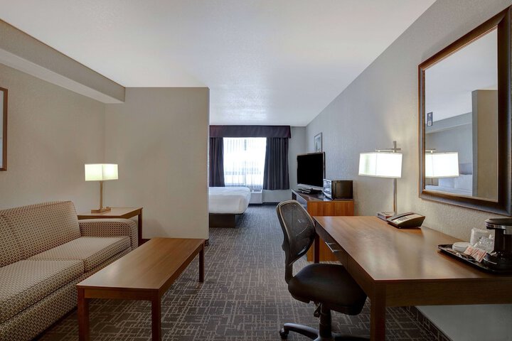 Room 21 of 56