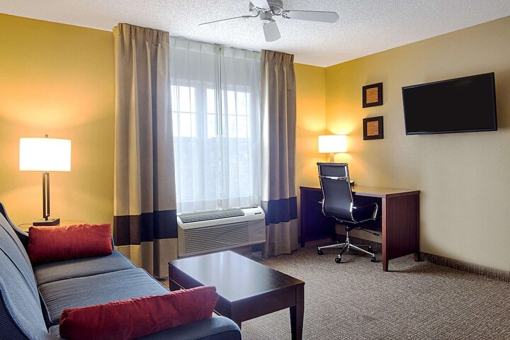 Room 12 of 29