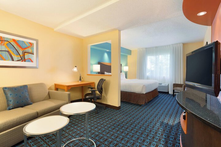 Room 8 of 26