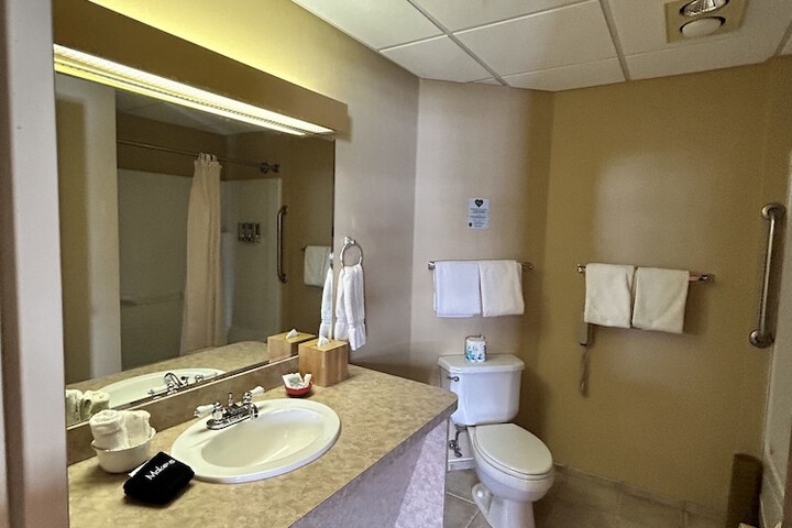 Room 127 of 260