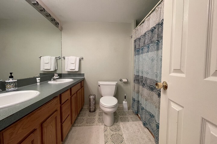 Bayshore RV Park & Guest Suites