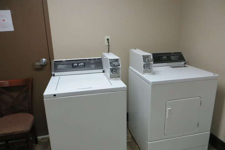 Room 10 of 20