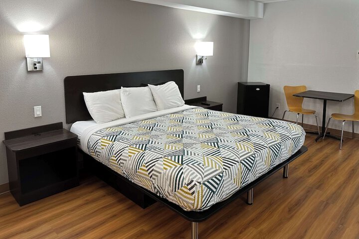 Room 43 of 67