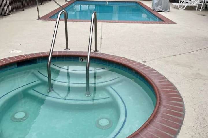 Premier Inns Thousand Oaks