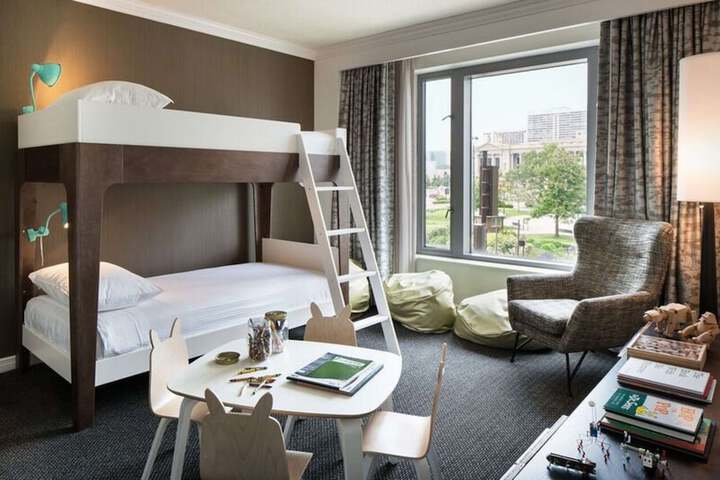 The Logan Philadelphia Curio Collection by Hilton
