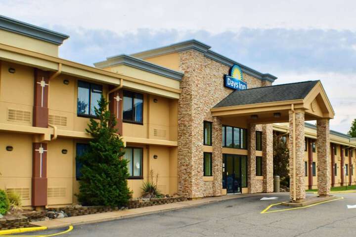 Hotel 2 of 18
