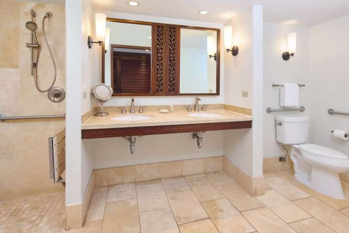 Royal Lahaina Resort & Bungalows