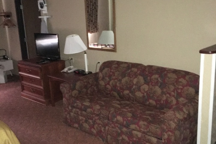 Room 9 of 50