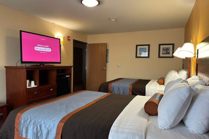 Room 17 of 24